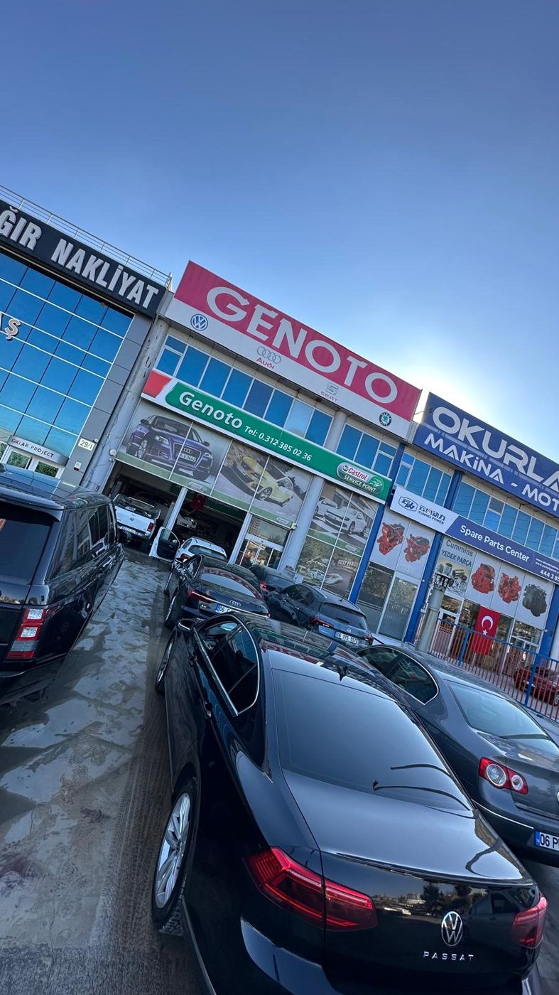 Genoto tabelası ve atölye girişi